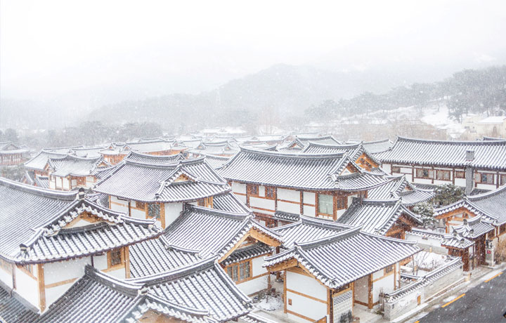 TUYẾT ĐẦU MÙA Ở HÀN QUỐC: SEOUL LÊN MÀU TRẮNG ĐẦU TIÊN KHI NÀO? VÀ 6 TRẢI NGHIỆM LÃNG MẠN KHÔNG THỂ BỎ QUA