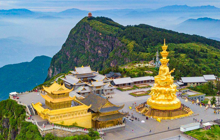 NÚI NGA MI – CHỐN PHẬT LINH THIÊNG GIỮA MÂY TRỜI TỨ XUYÊN