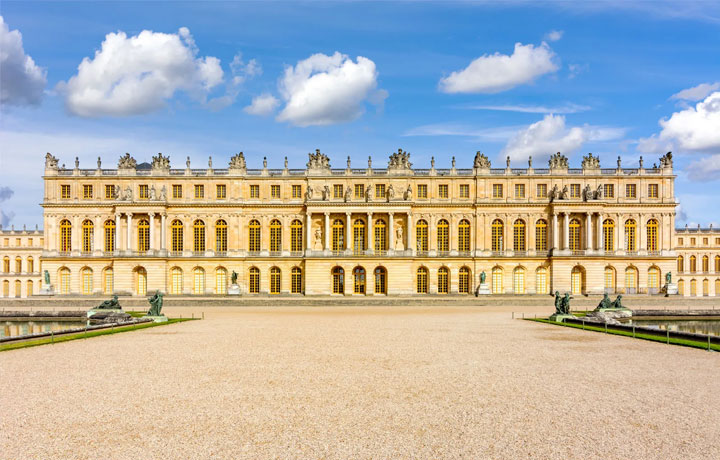 CUNG ĐIỆN VERSAILLES – BIỂU TƯỢNG HOÀNG GIA HOA LỆ CỦA PHÁP