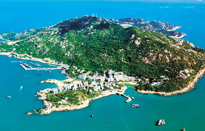 KHÁM PHÁ THIÊN NHIÊN, NÚI NON VÀ BÃI BIỂN THẨM QUYẾN