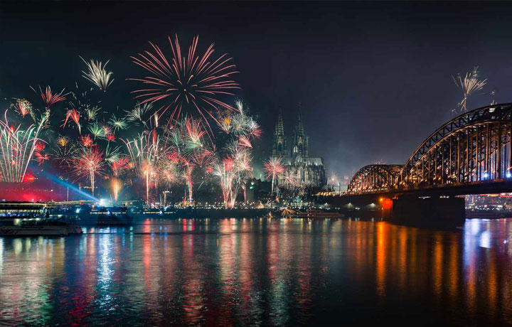 TRẢI NGHIỆM ĐÓN NĂM MỚI TẠI ĐỨC – KHÁM PHÁ BERLIN VÀ CÁC ĐIỂM LỄ HỘI NỔI TIẾNG CÙNG DU LỊCH THIÊN NHIÊN