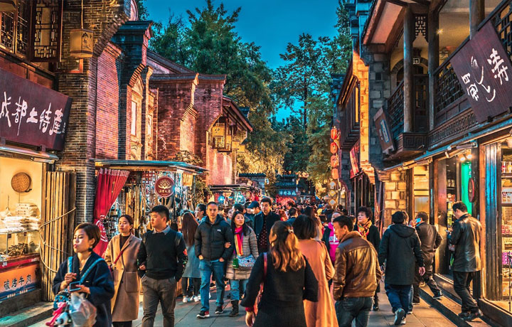 THÀNH ĐÔ – THÀNH PHỐ CỦA GẤU TRÚC VÀ CUỘC SỐNG CHẬM RÃI