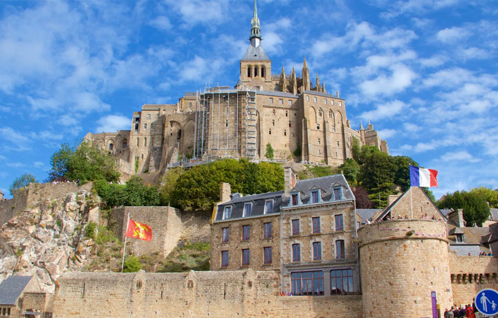 MONT SAINT-MICHEL – HÒN ĐẢO KỲ DIỆU CỦA PHÁP