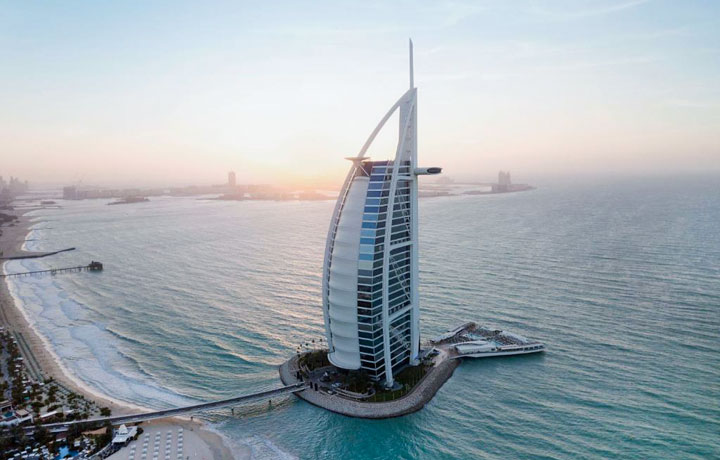 BURJ AL ARAB – KHÁCH SẠN 7 SAO BIỂU TƯỢNG CỦA SỰ XA HOA GIỮA BIỂN KHƠI DUBAI
