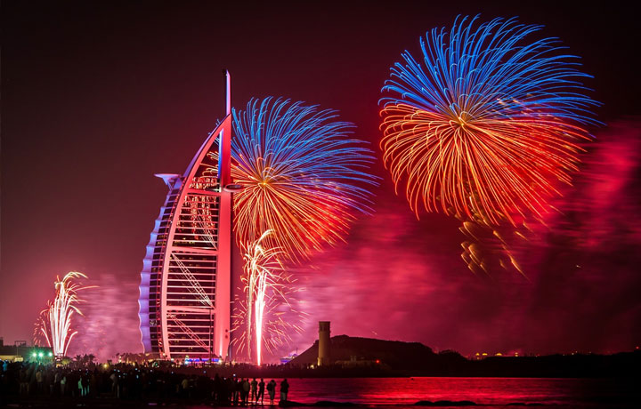 DUBAI – BÍ QUYẾT BIẾN ĐÊM GIAO THỪA THÀNH MÀN TRÌNH DIỄN ĐẮT GIÁ VÀ HOÀNH TRÁNG NHẤT THẾ GIỚI