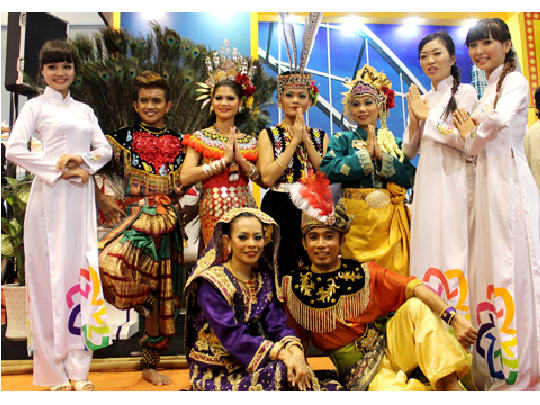 THIÊN NHIÊN THAM GIA TRIỄN LÃM ITE 2012