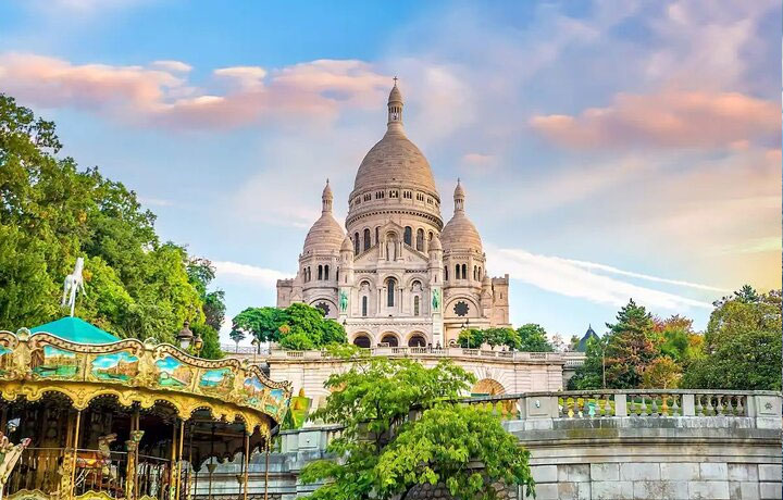MONTMARTRE – KHU PHỐ NGHỆ SĨ VÀ SACRÉ-CŒUR