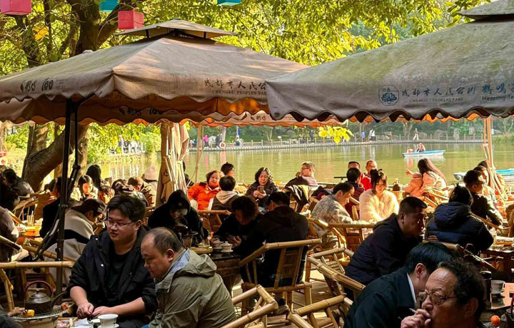 CÔNG VIÊN NHÂN DÂN THÀNH ĐÔ – NƠI BẠN CÓ THỂ TRẢI NGHIỆM VĂN HÓA TRÀ ĐẠO ĐÚNG CHẤT TỨ XUYÊN