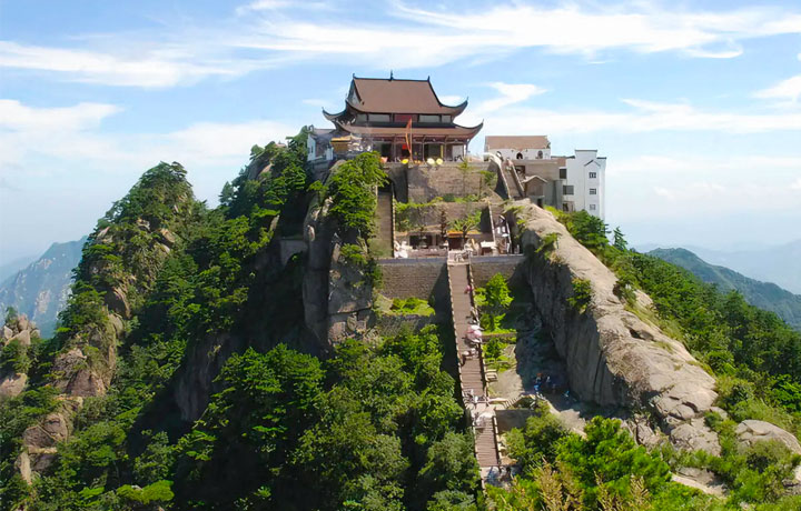 HOA SƠN – NGỌN NÚI NGUY HIỂM BẬC NHẤT THẾ GIỚI