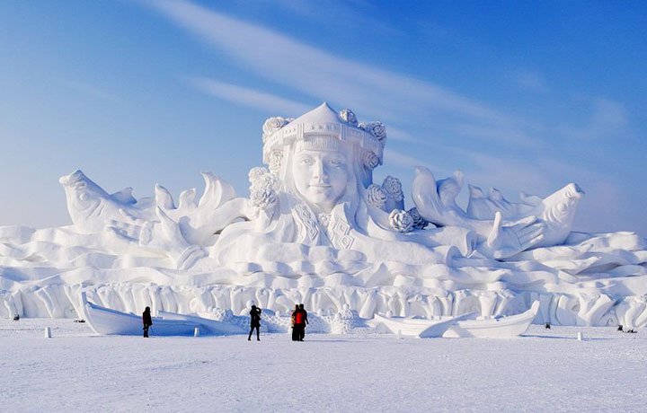 CÔNG VIÊN MẶT TRỜI CÁP NHĨ TÂN – THIÊN ĐƯỜNG BĂNG TUYẾT LỚN NHẤT CHÂU Á