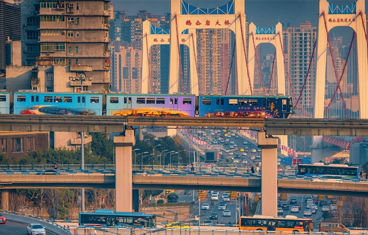 TRÙNG KHÁNH – THÀNH PHỐ TRÊN MÂY VỚI NHỮNG TÒA NHÀ CHẠM TỚI TRỜI XANH