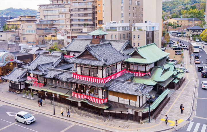 DOGO ONSEN – SUỐI NƯỚC NÓNG HƠN 3.000 NĂM TUỔI VÀ CÂU CHUYỆN TRUYỀN THUYẾT