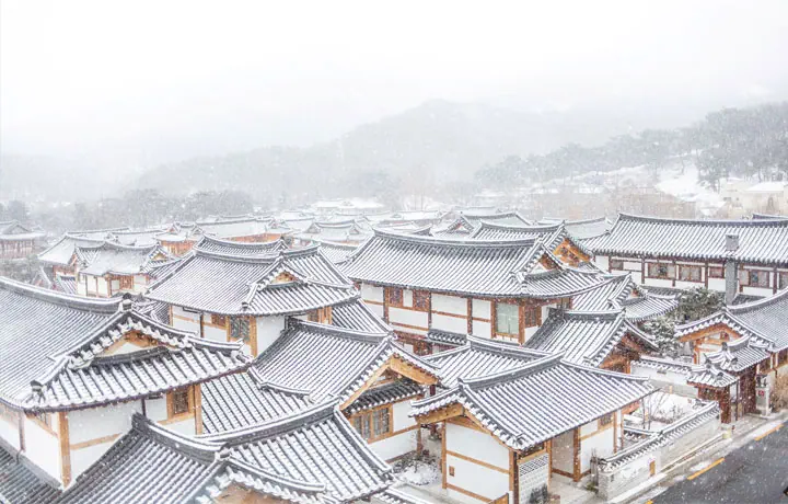 TUYẾT ĐẦU MÙA Ở HÀN QUỐC: SEOUL LÊN MÀU TRẮNG ĐẦU TIÊN KHI NÀO? VÀ 6 TRẢI NGHIỆM LÃNG MẠN KHÔNG THỂ BỎ QUA