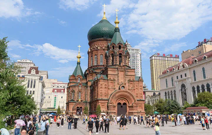 NHÀ THỜ CHÍNH TÒA THÁNH SOPHIA – BIỂU TƯỢNG KIẾN TRÚC CHÂU ÂU GIỮA LÒNG CÁP NHĨ TÂN