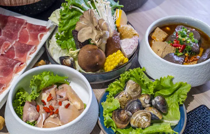 ẨM THỰC VÂN NAM – “THIÊN ĐƯỜNG NẤM” VỚI HÀNG CHỤC LOẠI ĐẶC SẢN ĐỘC LẠ