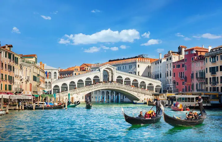 KÊNH ĐÀO VENICE – BIỂU TƯỢNG LÃNG MẠN CỦA NƯỚC Ý