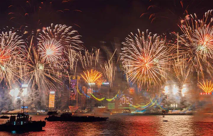 HONG KONG – VỊNH VICTORIA LUNG LINH ÁNH SÁNG COUNTDOWN ĐÓN NĂM MỚI