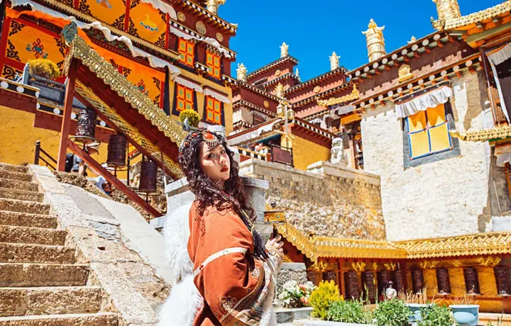 TÂY TẠNG - VÙNG ĐẤT HUYỀN BÍ TRÊN NÓC NHÀ THẾ GIỚI