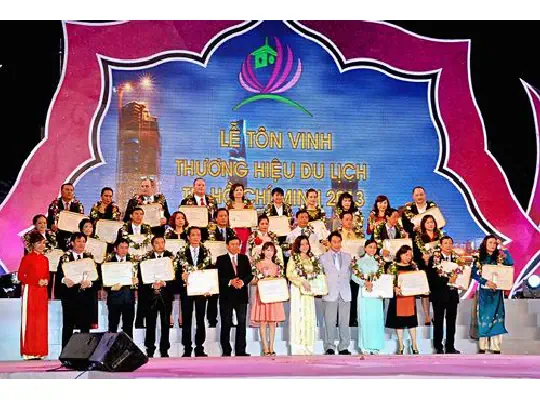 DU LỊCH THIÊN NHIÊN ĐOẠT GIẢI TOPFIVE 2012